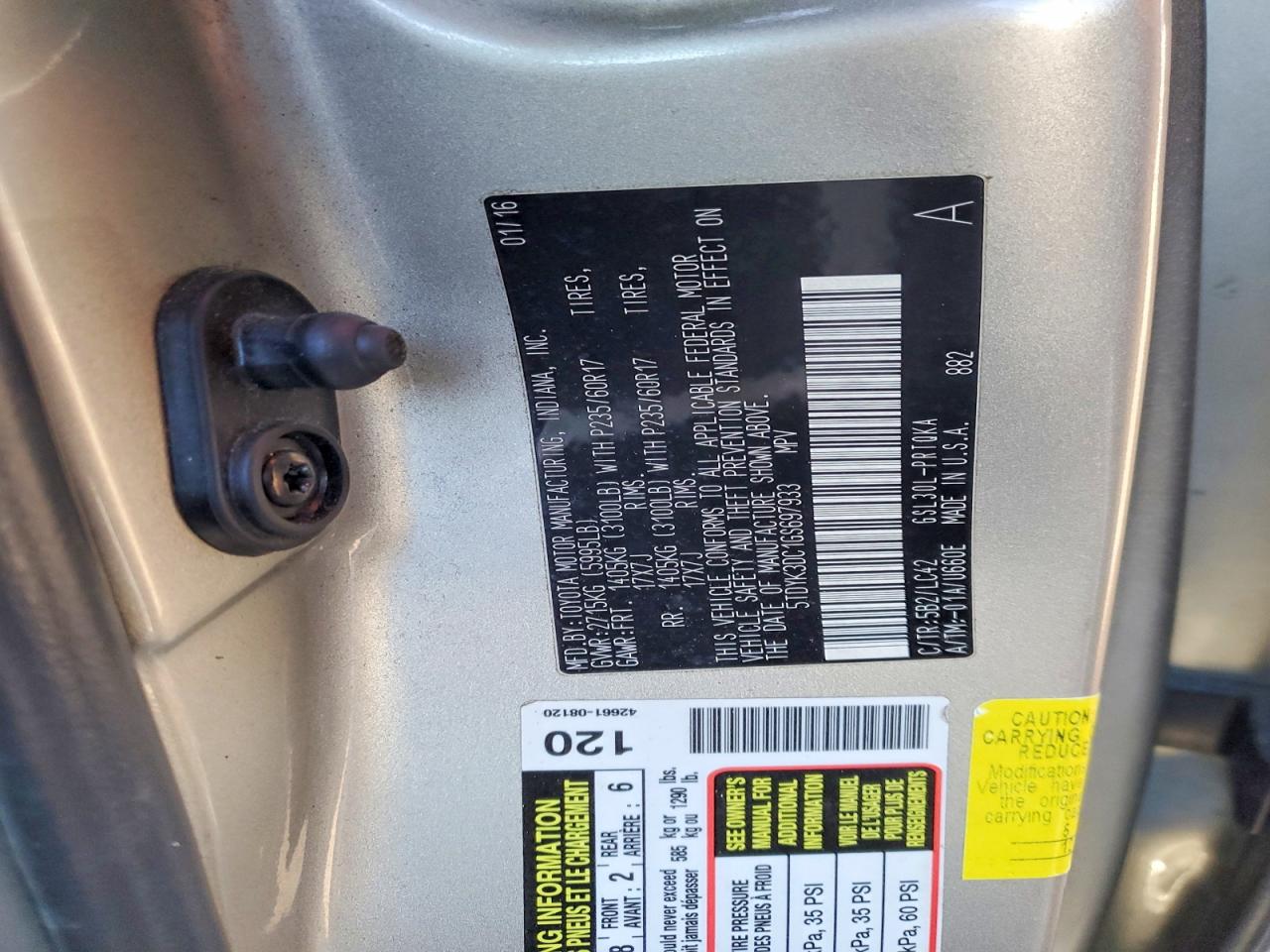 2016 TOYOTA SIENNA photo 13