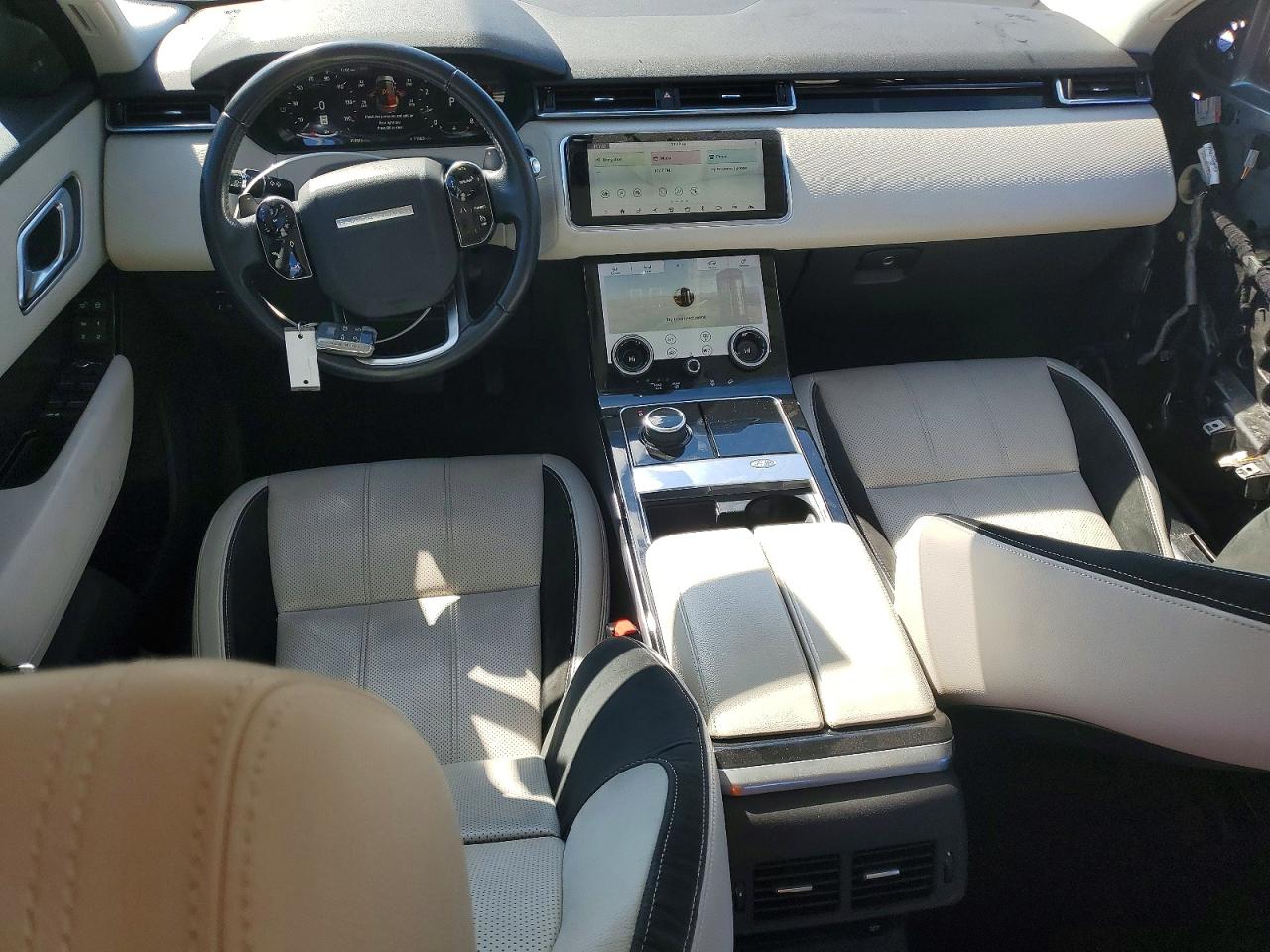 2019 LAND ROVER RANGE ROVER VELAR S photo 15