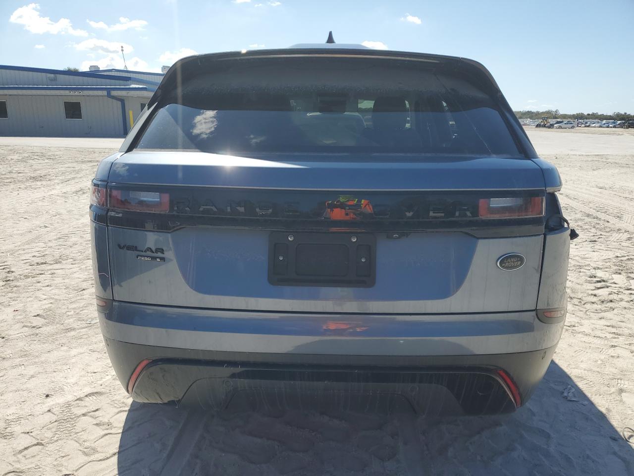 2019 LAND ROVER RANGE ROVER VELAR S photo 11