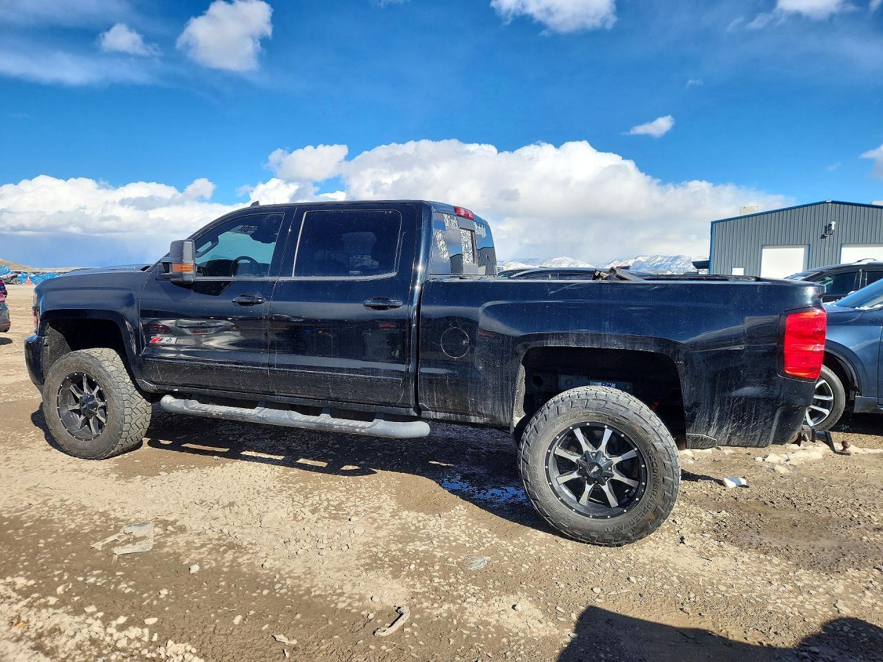 2018 CHEVROLET SILVERADO K2500 HEAVY DUTY LTZ photo 3