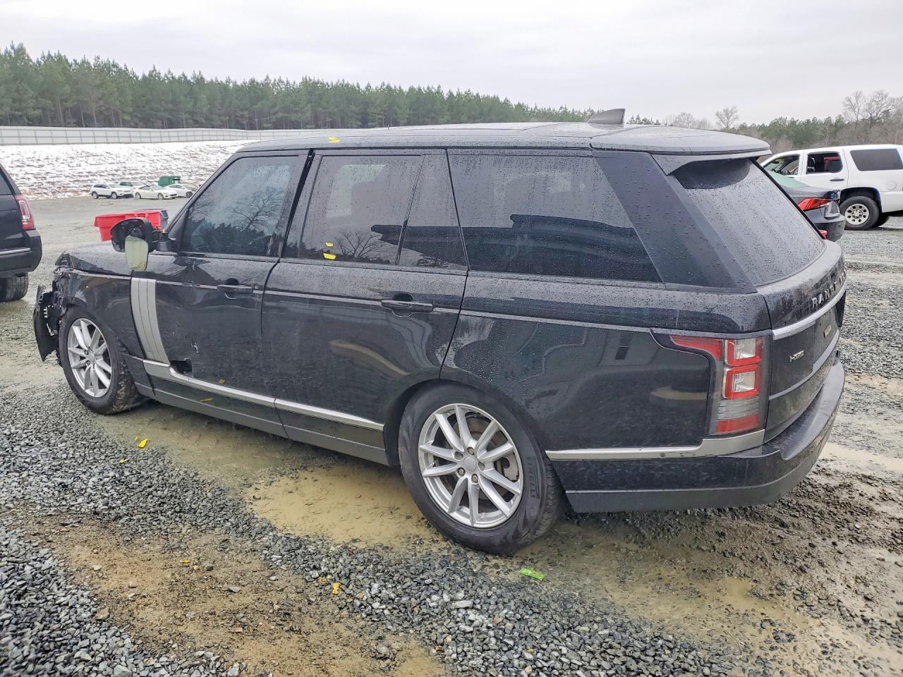 2017 LAND ROVER RANGE ROVER photo 4
