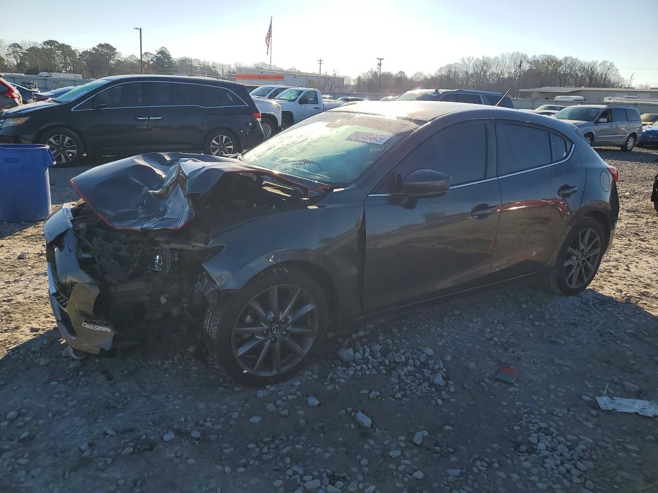 2018 MAZDA 3