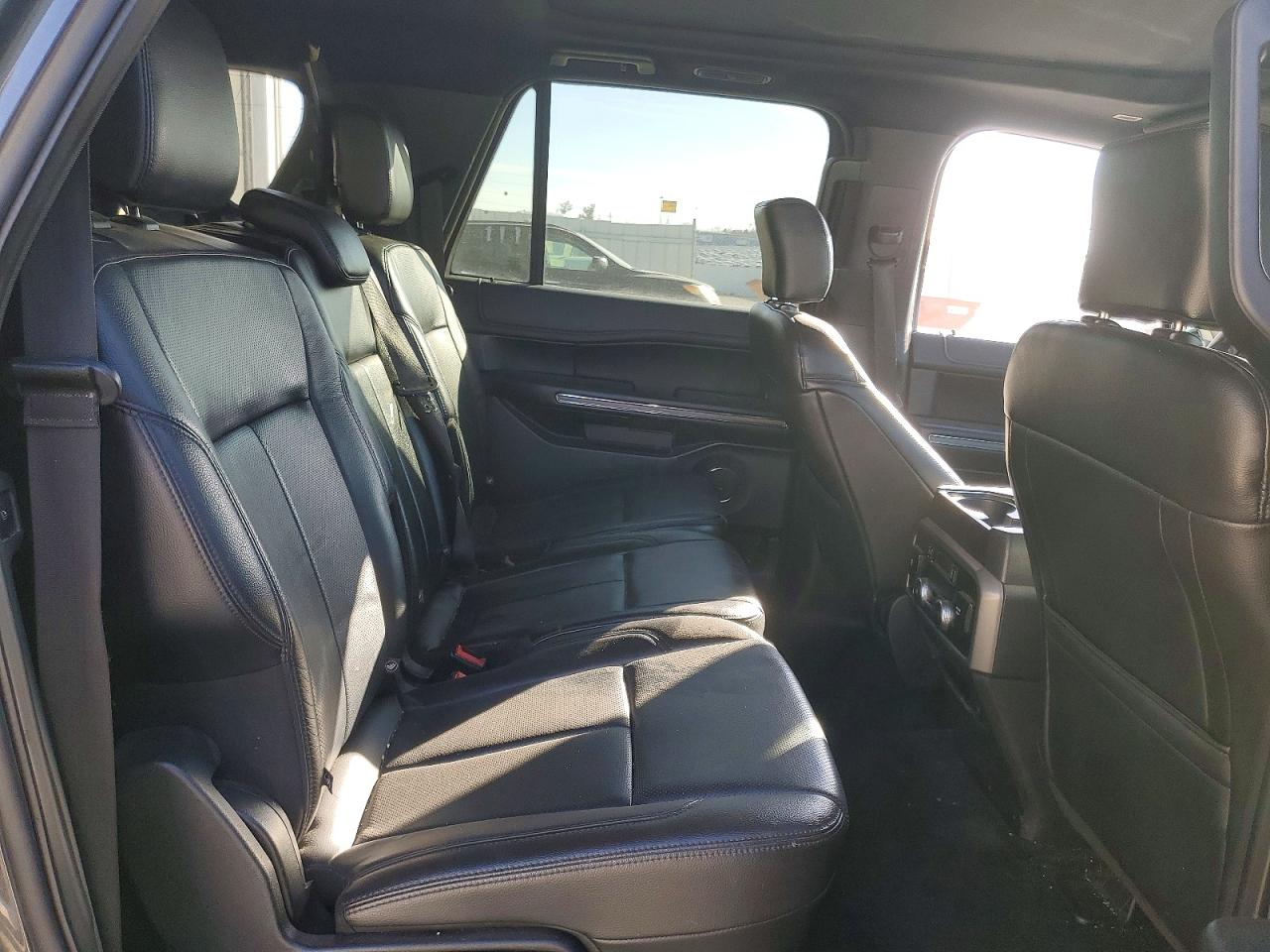 2018 FORD EXPEDITION MAX XLT photo 11