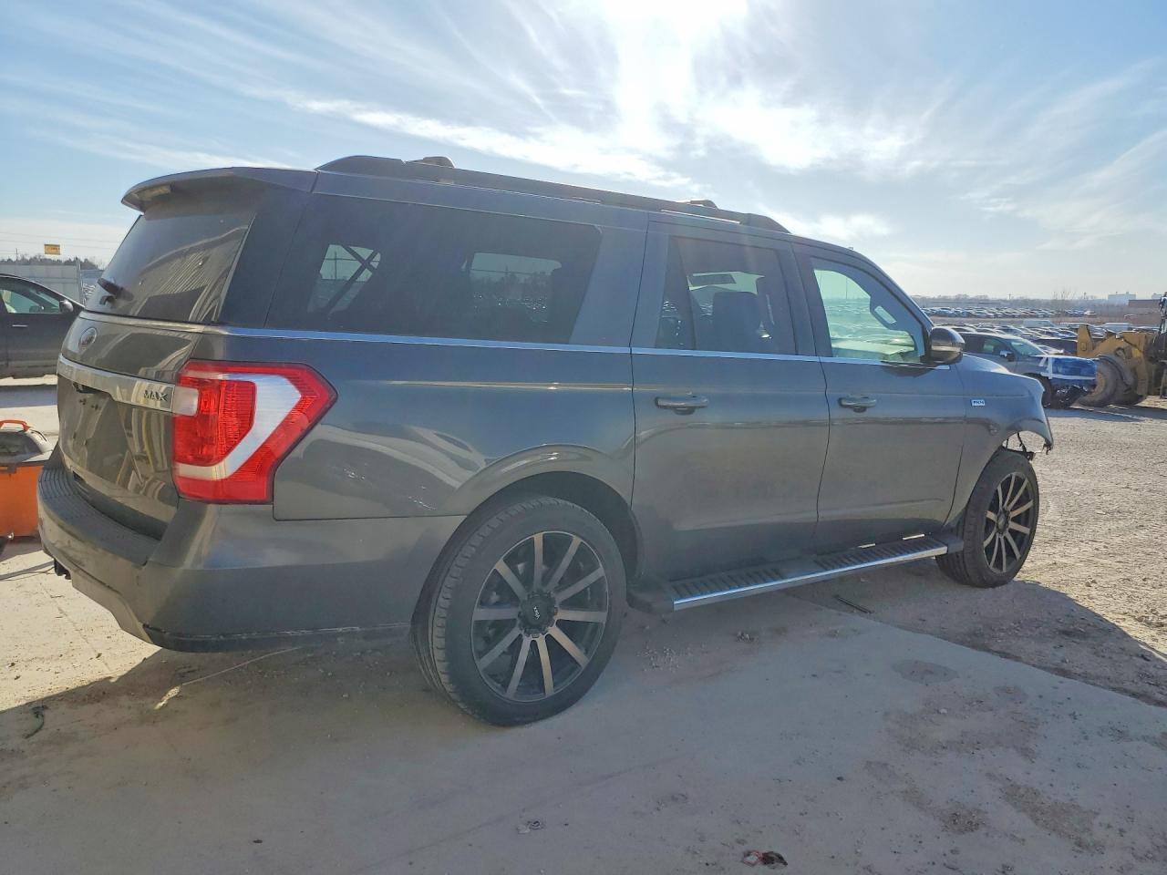 2018 FORD EXPEDITION MAX XLT photo 3