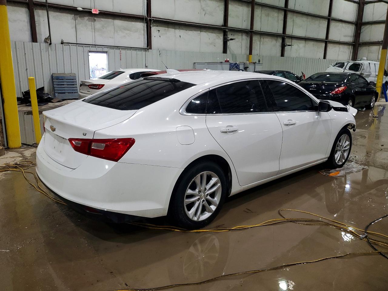 2018 CHEVROLET MALIBU LT photo 3