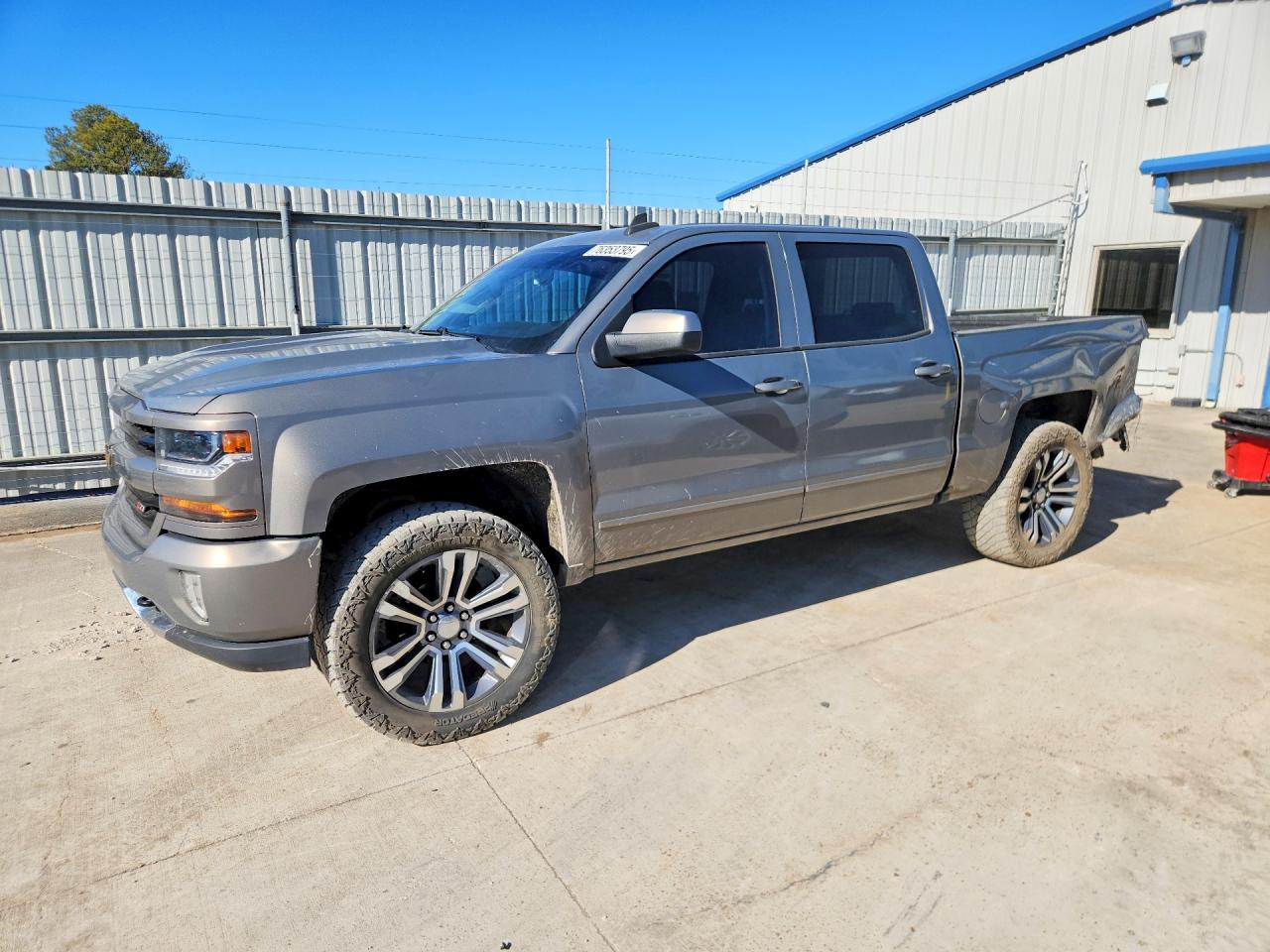 2017 CHEVROLET SILVERADO