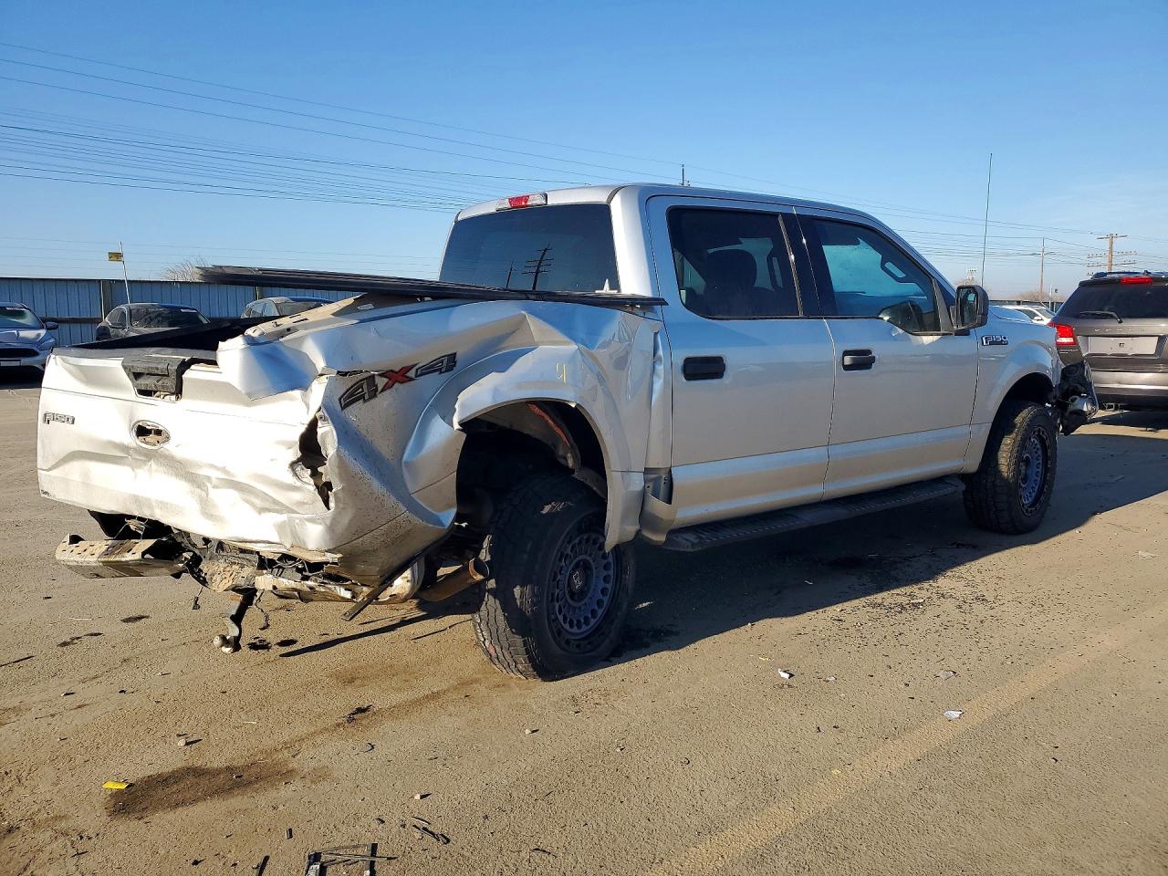 2017 FORD F150 SUPERCREW photo 3