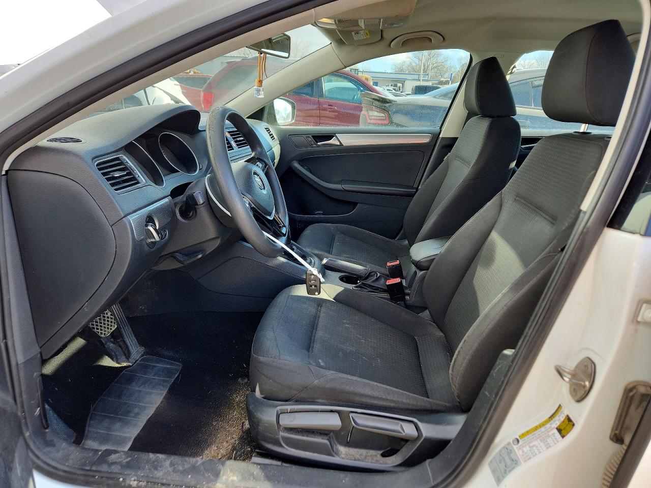 2016 VOLKSWAGEN JETTA SE photo 13