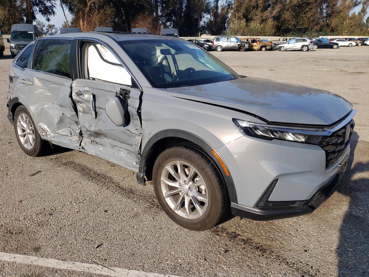 2025 HONDA CR-V EXL photo 4