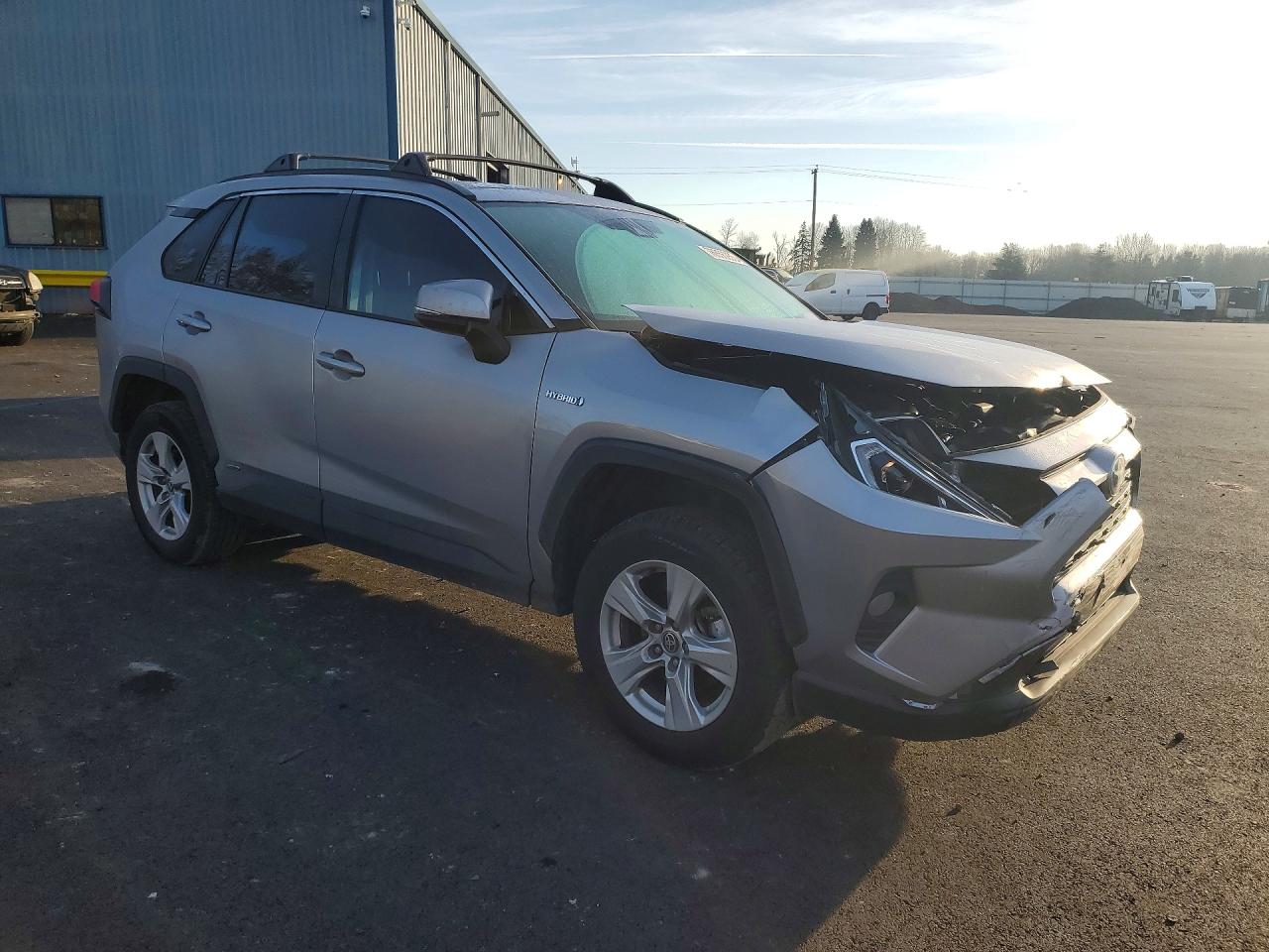 2021 TOYOTA RAV4 photo 4