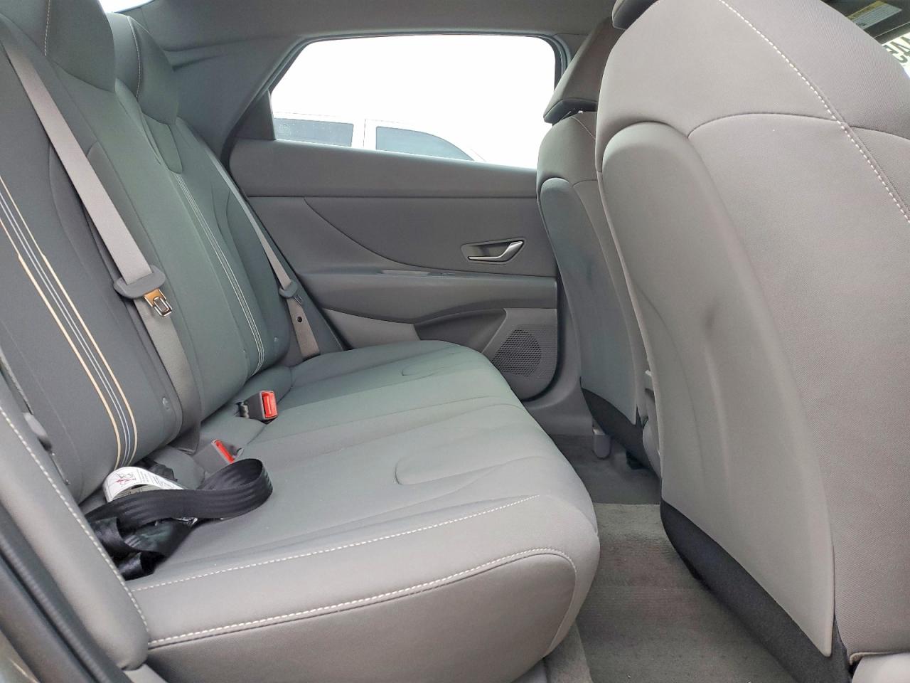 2025 HYUNDAI ELANTRA SEL SPORT photo 19