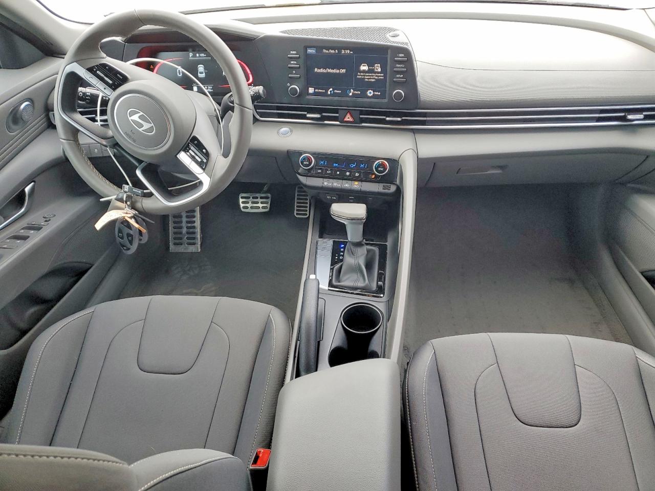 2025 HYUNDAI ELANTRA SEL SPORT photo 15