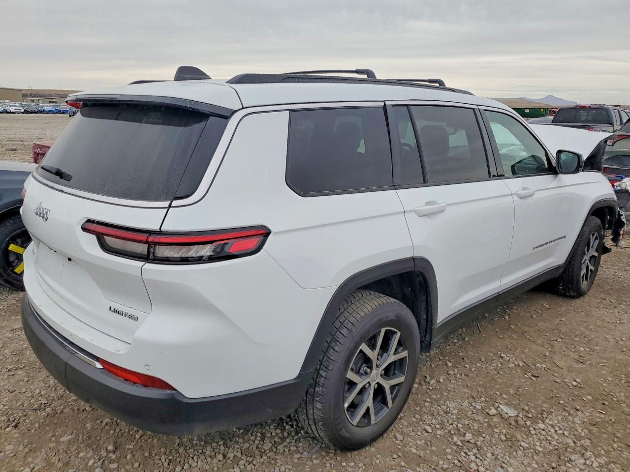 2024 JEEP GRAND CHEROKEE L LIMITED photo 5
