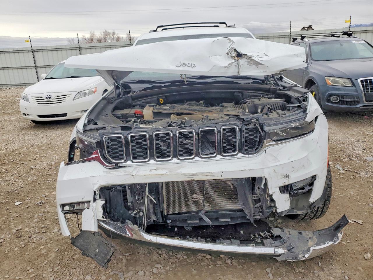 2024 JEEP GRAND CHEROKEE L LIMITED photo 9