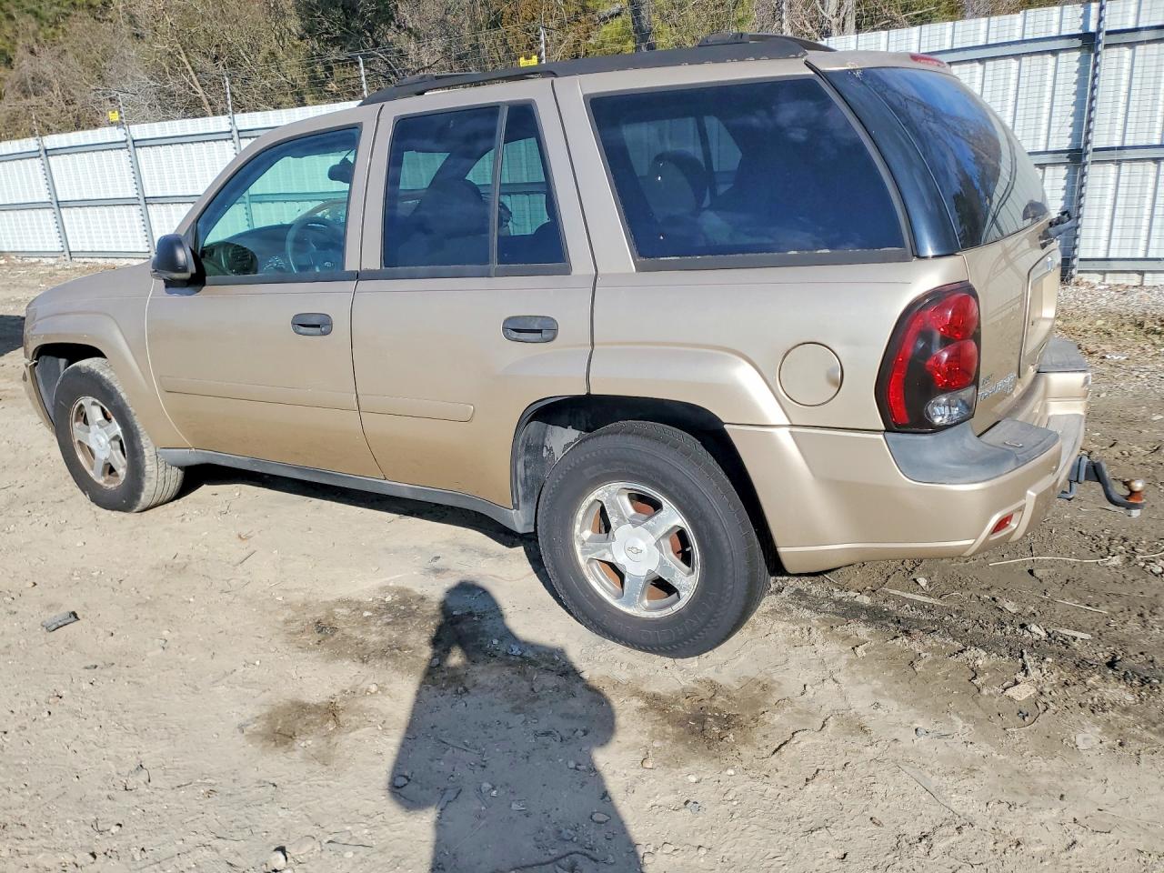 2006 CHEVROLET TRAILBLAZER LS photo 3
