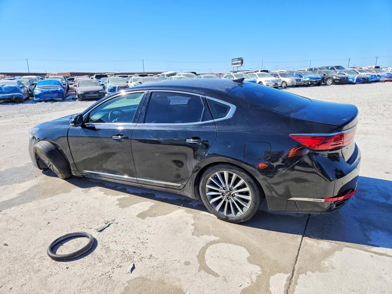 2019 KIA CADENZA PREMIUM photo 3