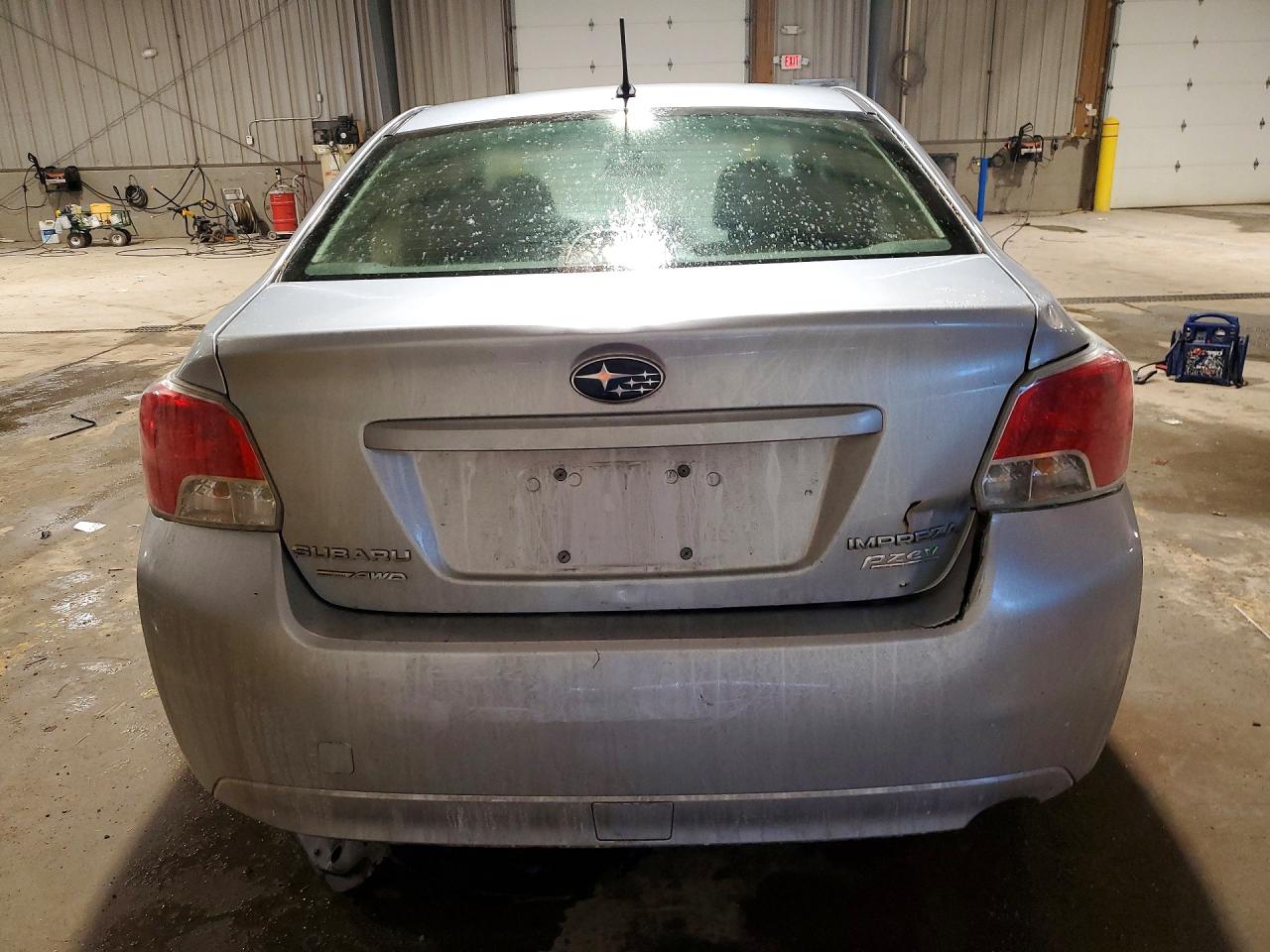 2014 SUBARU IMPREZA photo 6