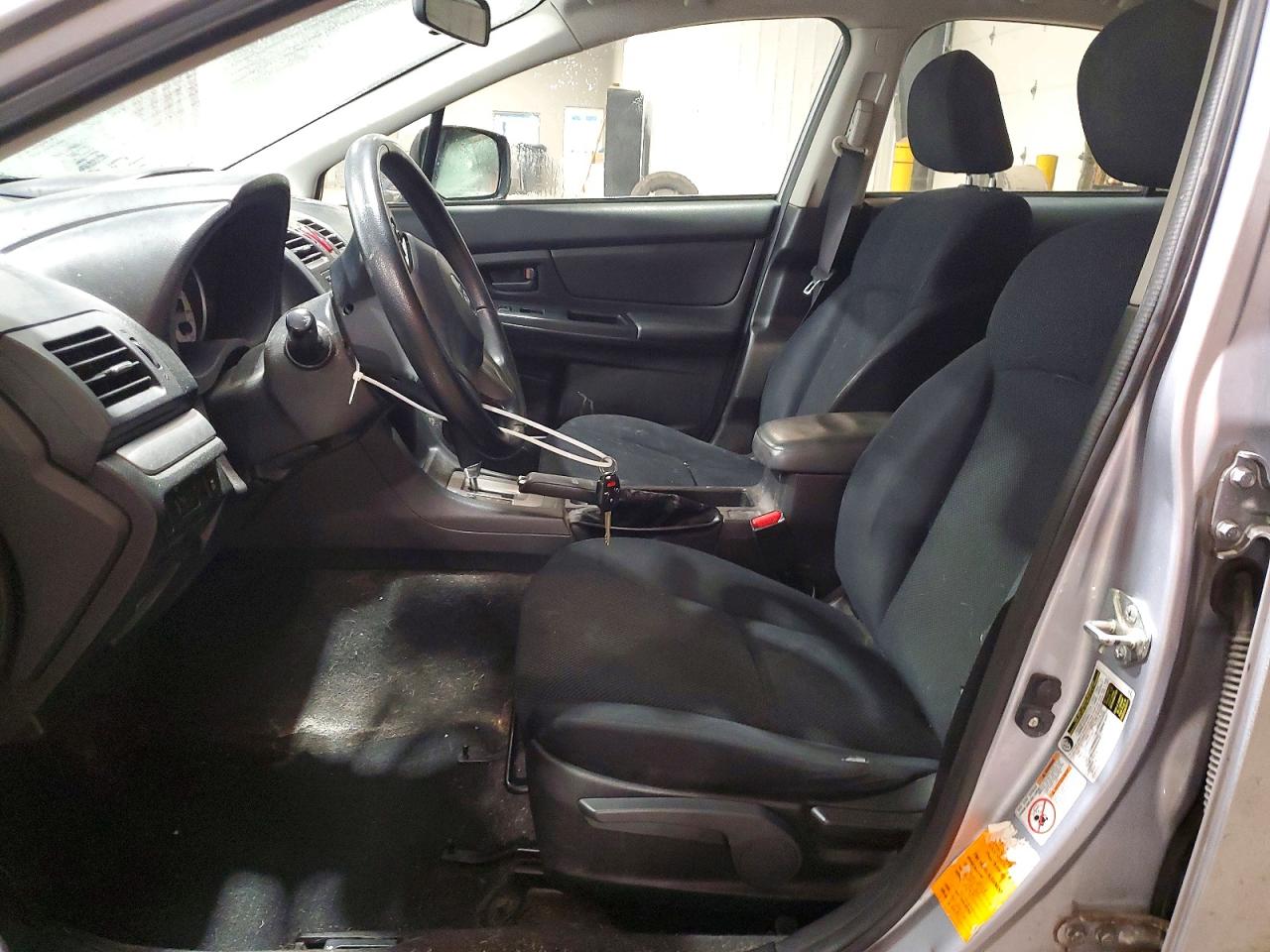2014 SUBARU IMPREZA photo 7