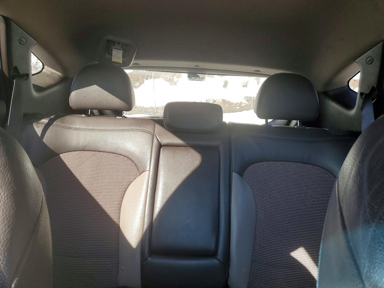 2013 HYUNDAI TUCSON GLS photo 28