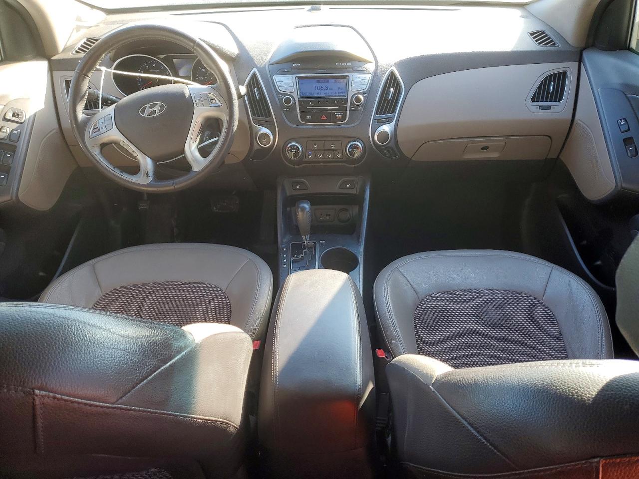 2013 HYUNDAI TUCSON GLS photo 22