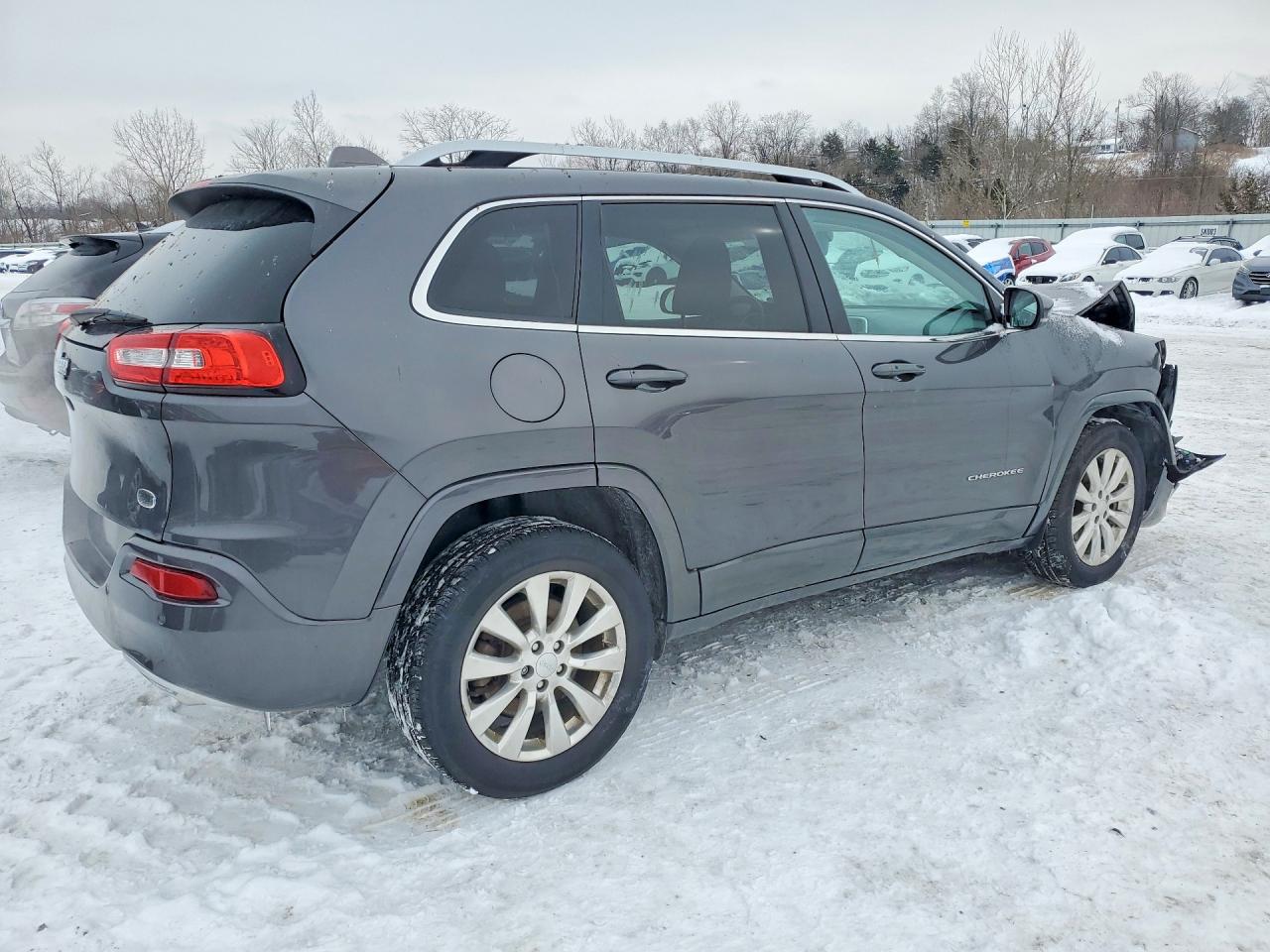 2018 JEEP CHEROKEE OVERLAND photo 5