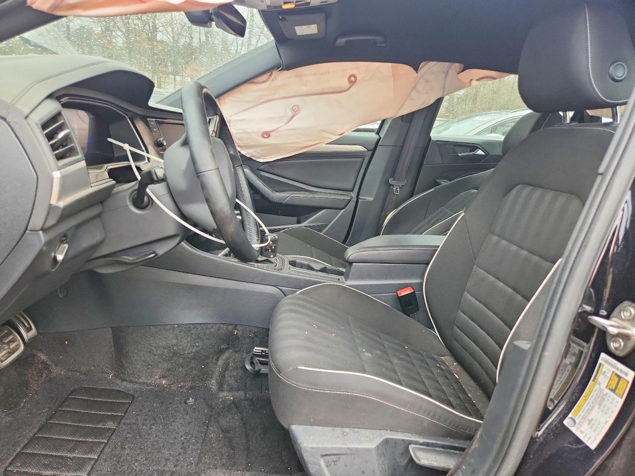 2024 VOLKSWAGEN JETTA SPORT photo 13