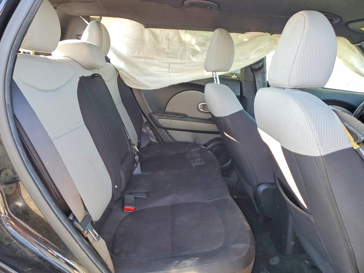 2014 KIA SOUL photo 21