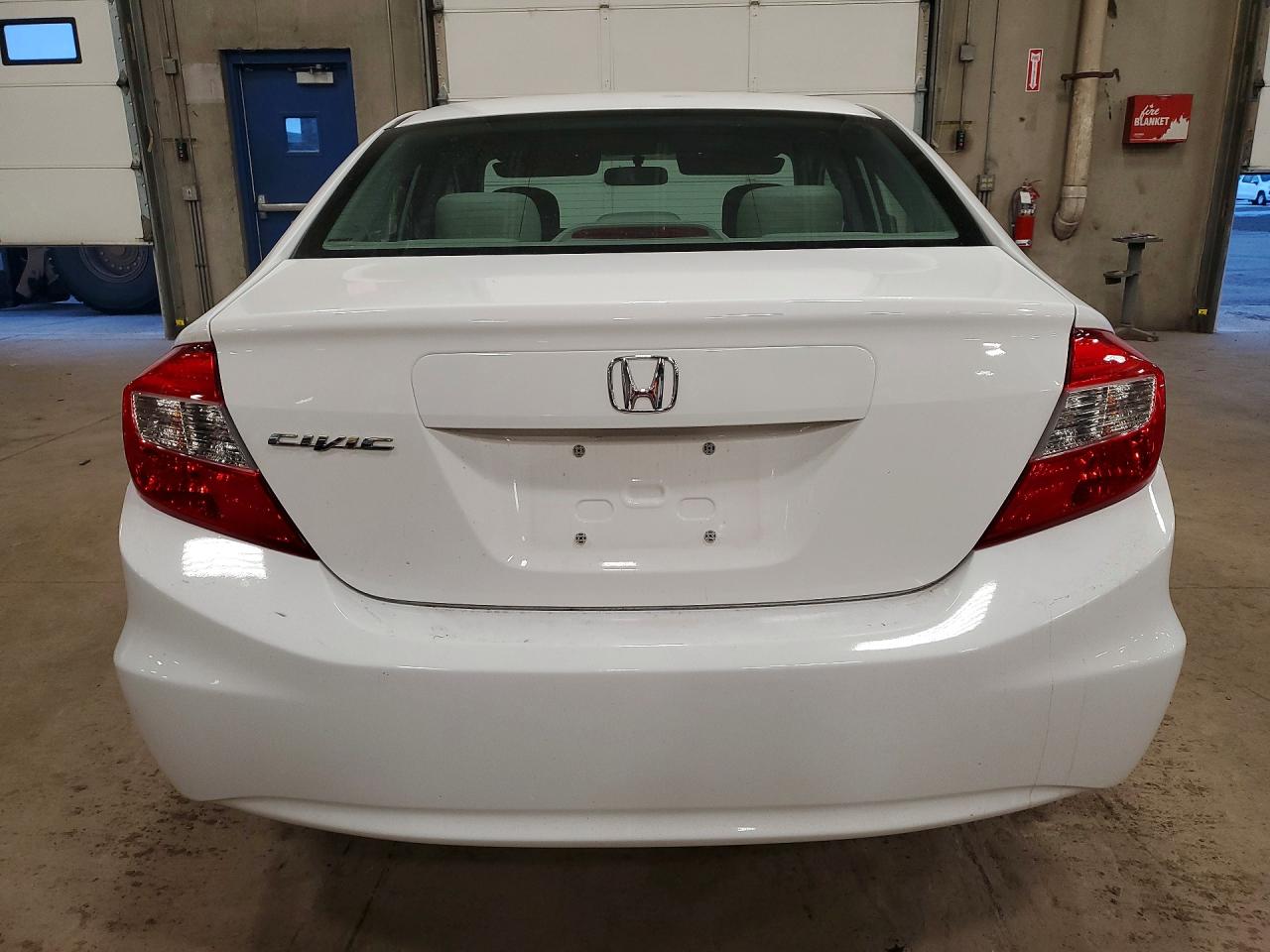 2012 HONDA CIVIC LX photo 6