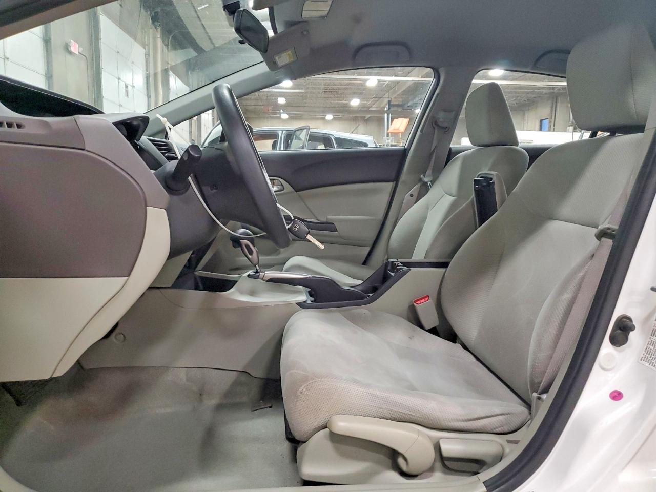 2012 HONDA CIVIC LX photo 7