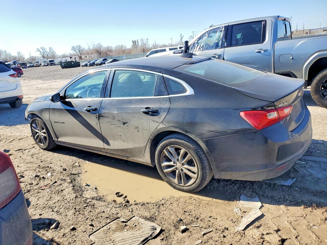 2018 CHEVROLET MALIBU LT photo 2