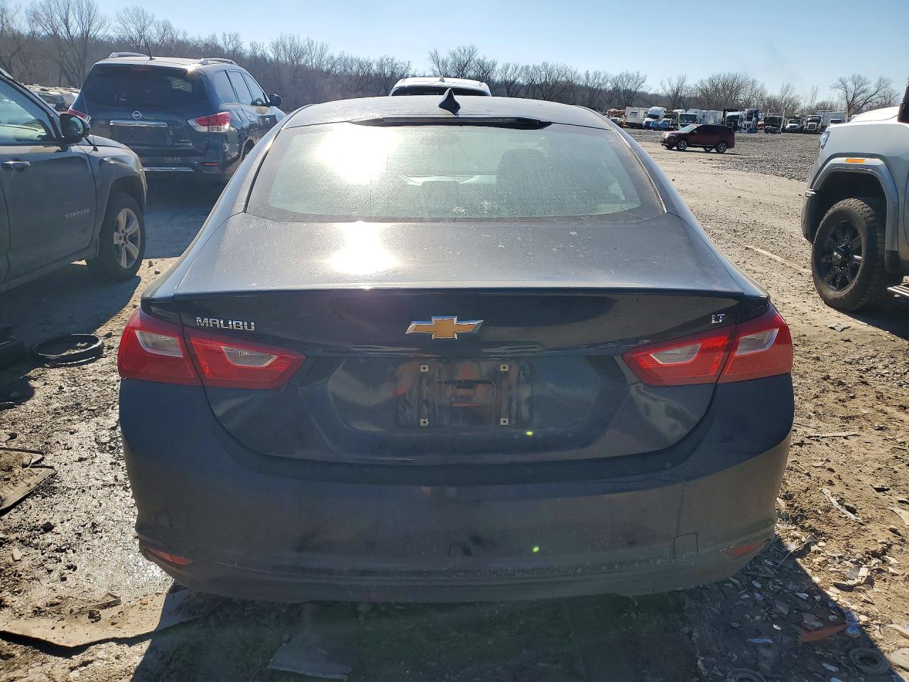 2018 CHEVROLET MALIBU LT photo 6