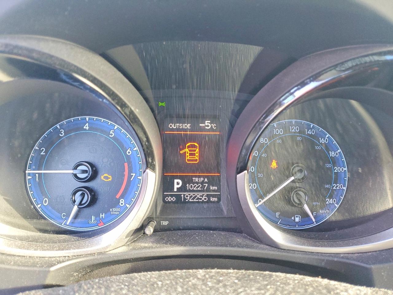 2014 TOYOTA COROLLA L photo 9