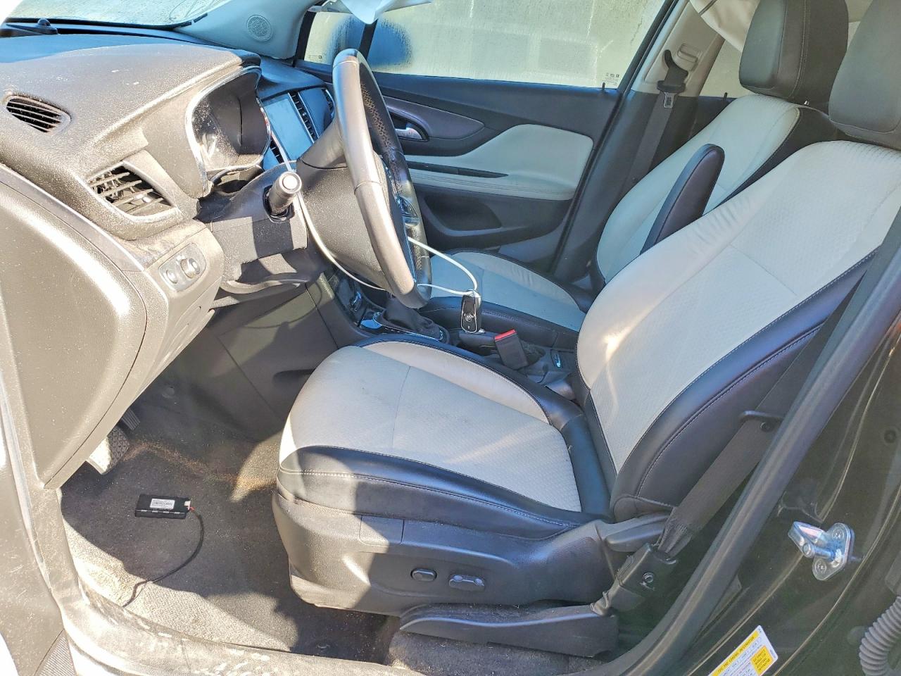 2017 BUICK ENCORE PREFERRED photo 7