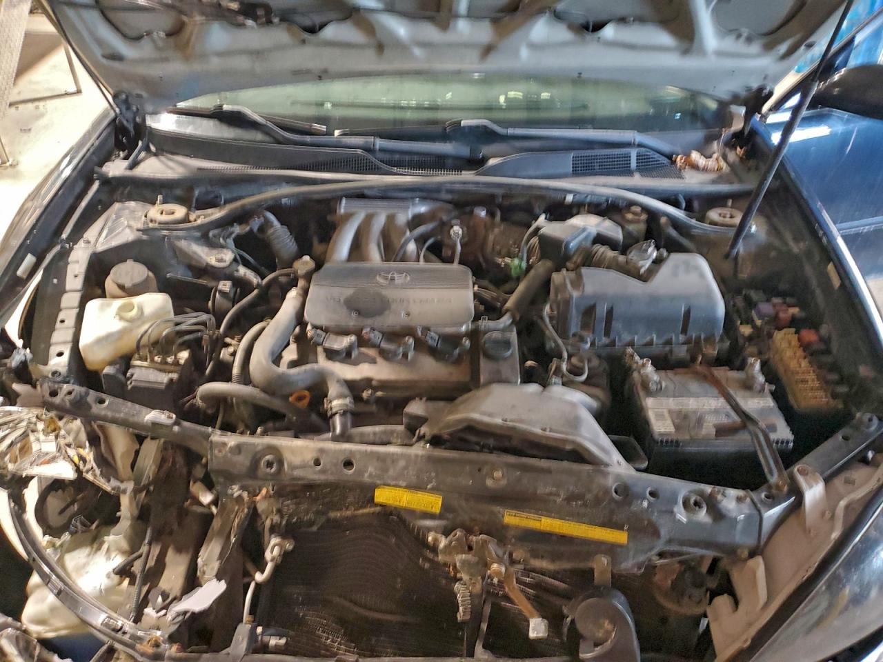 2002 TOYOTA CAMRY LE photo 11