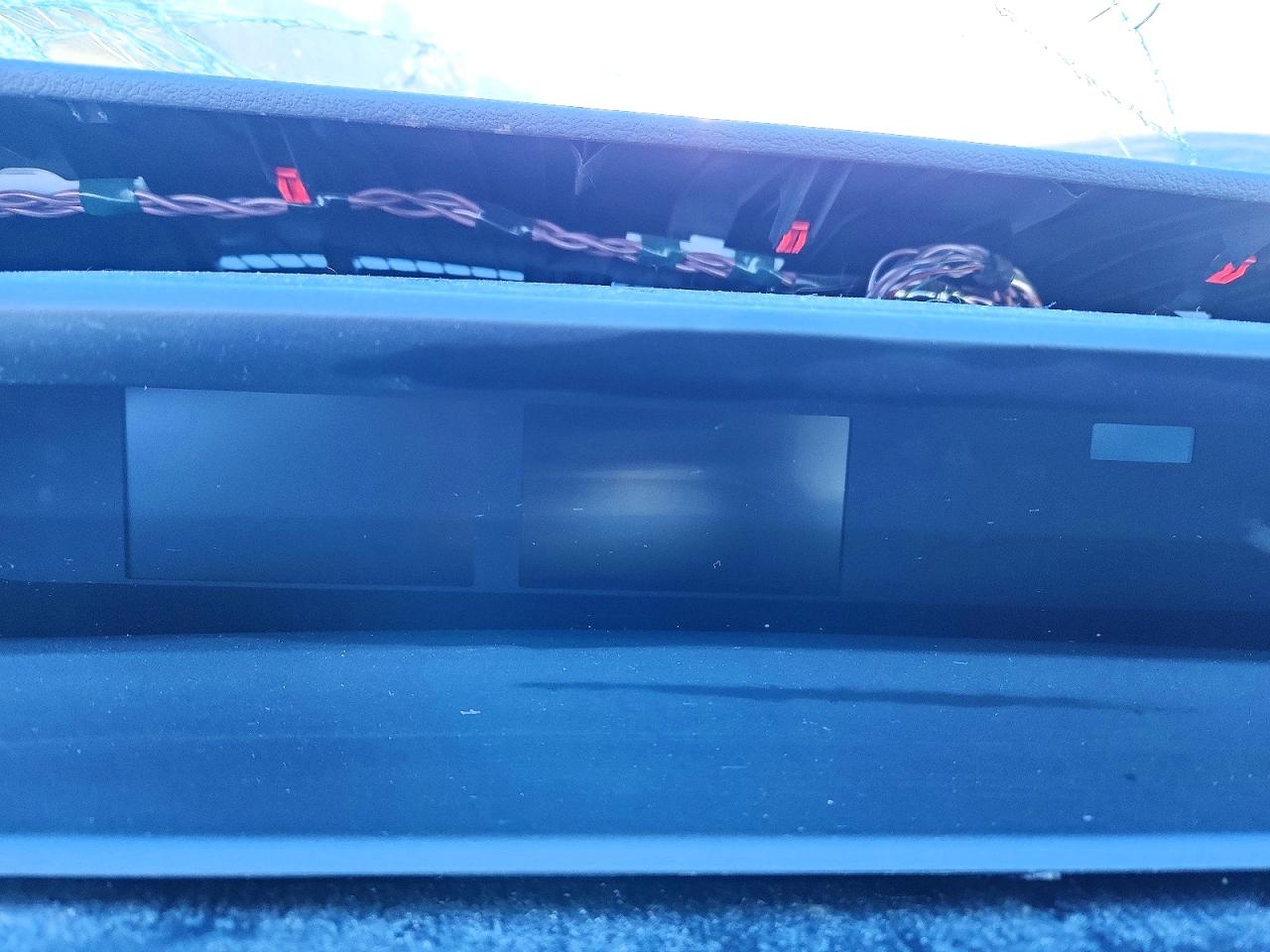 2016 TOYOTA PRIUS photo 17