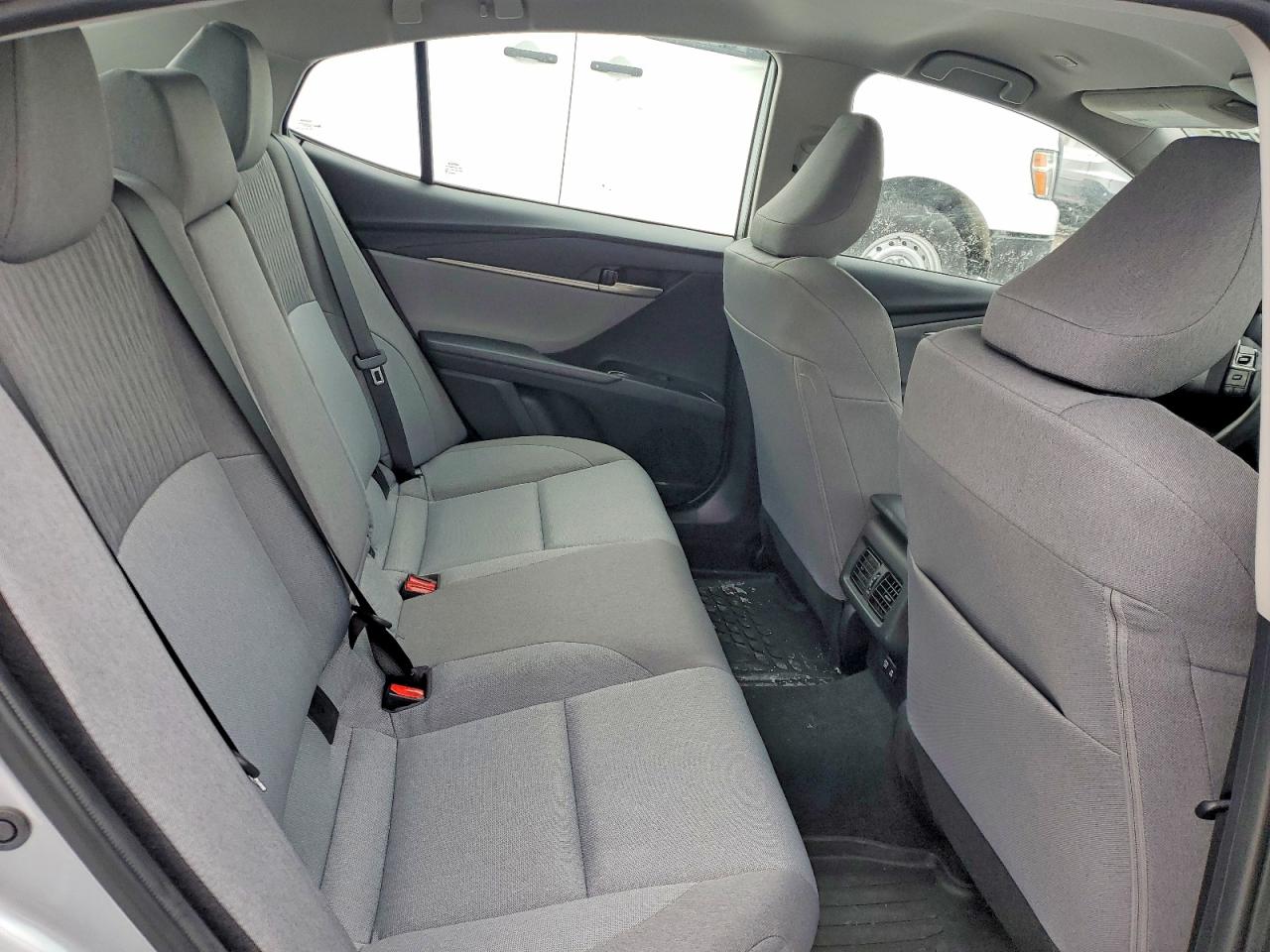 2025 TOYOTA CAMRY LE photo 10