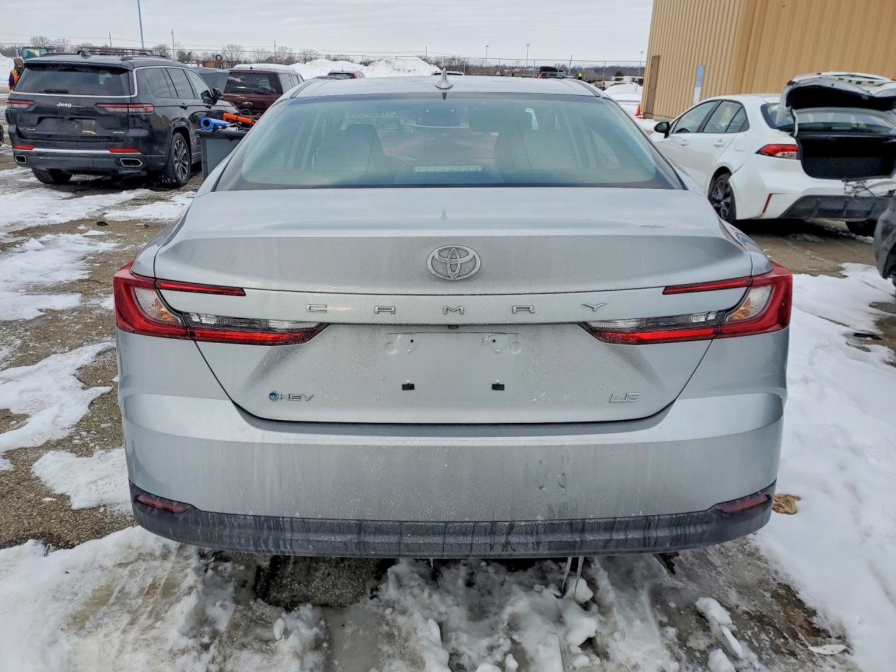 2025 TOYOTA CAMRY LE photo 6
