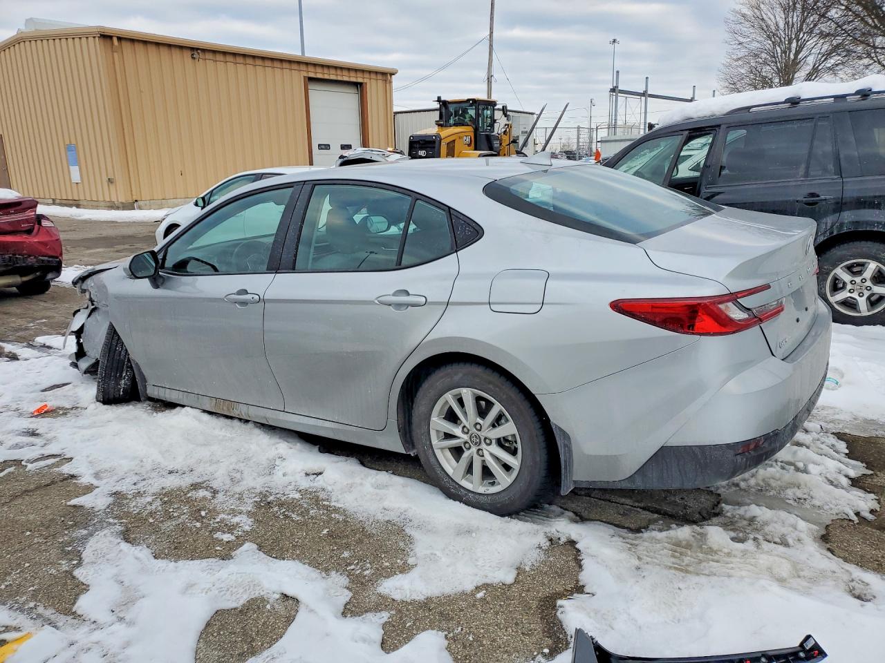 2025 TOYOTA CAMRY LE photo 2