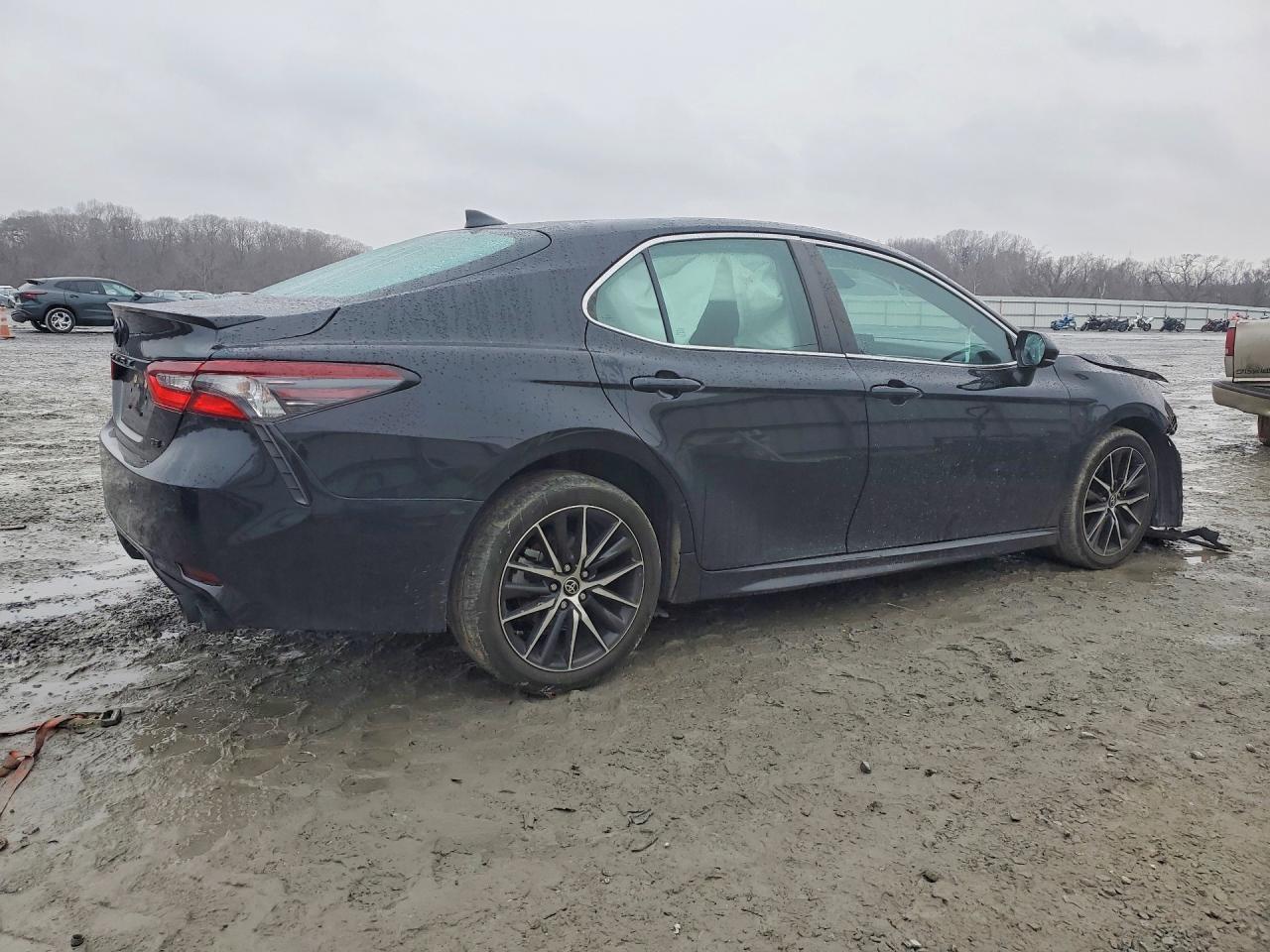2021 TOYOTA CAMRY photo 5