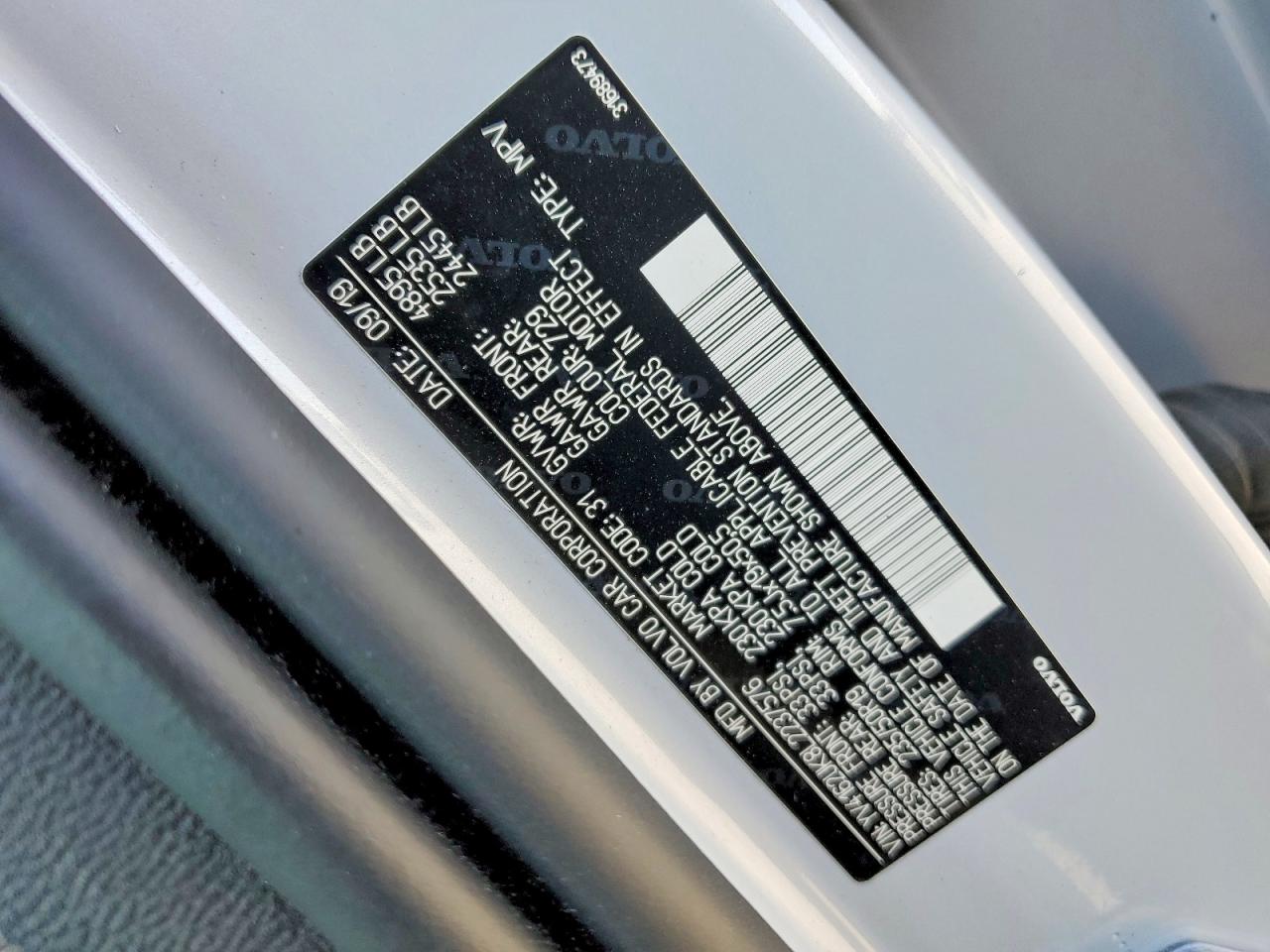 2020 VOLVO XC40 T5 MOMENTUM photo 13