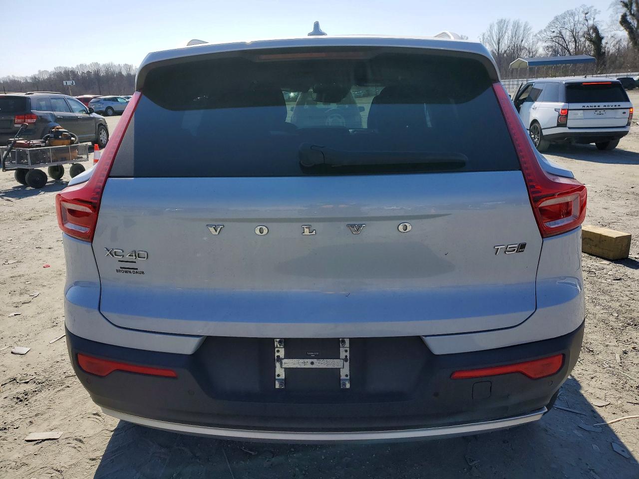 2020 VOLVO XC40 T5 MOMENTUM photo 6