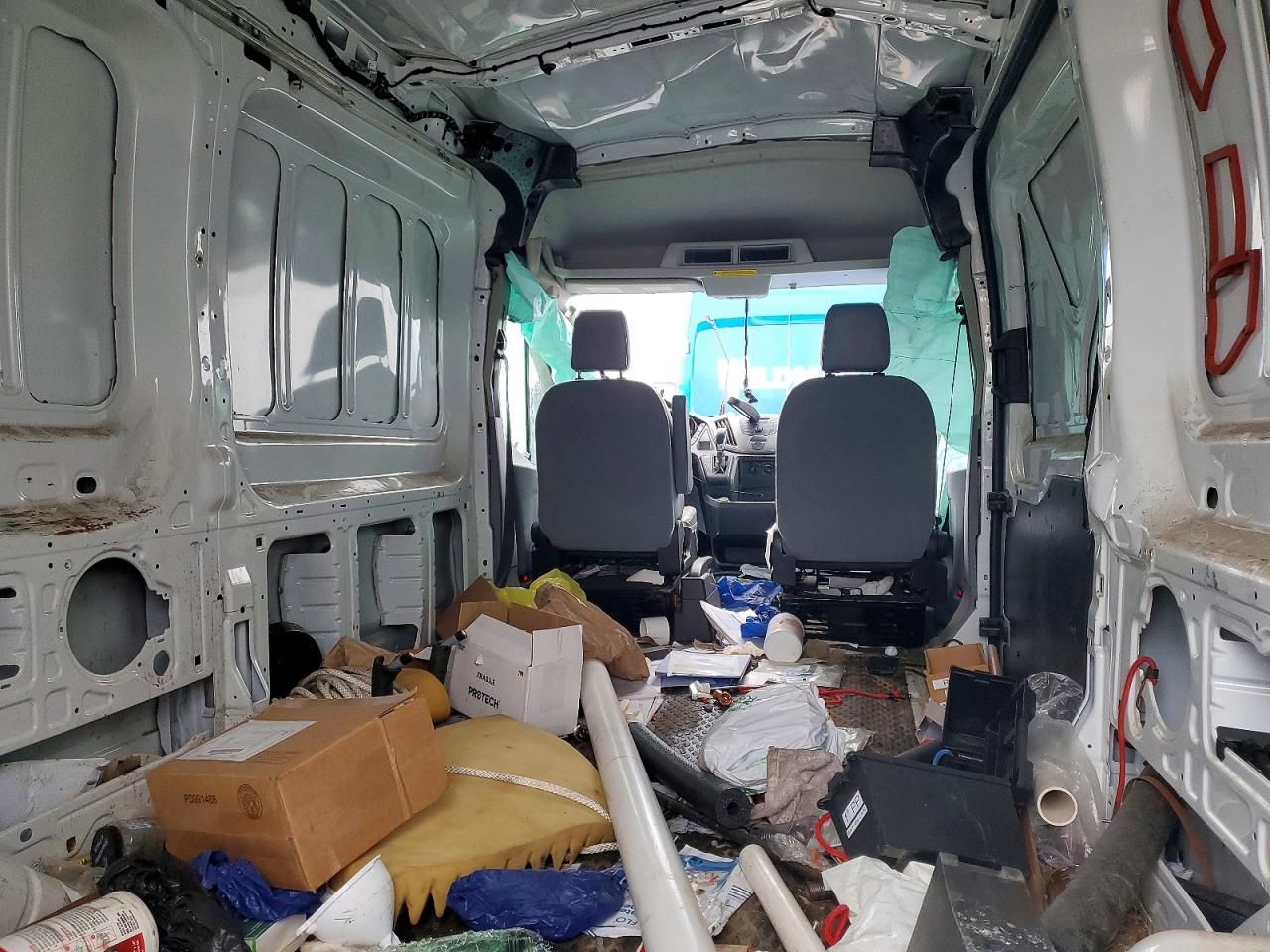 2018 FORD TRANSIT T-250 photo 19