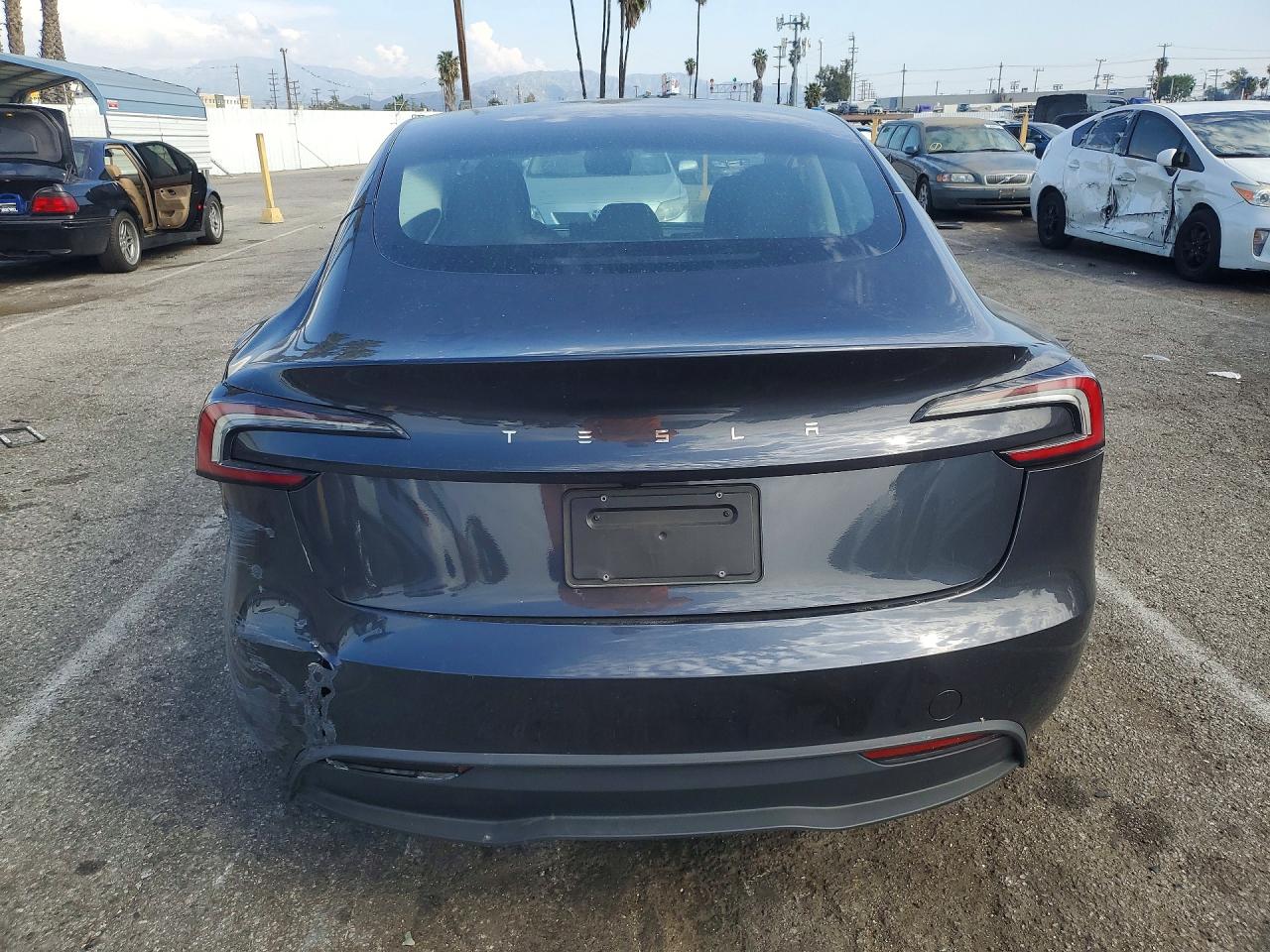 2024 TESLA MODEL 3 photo 6