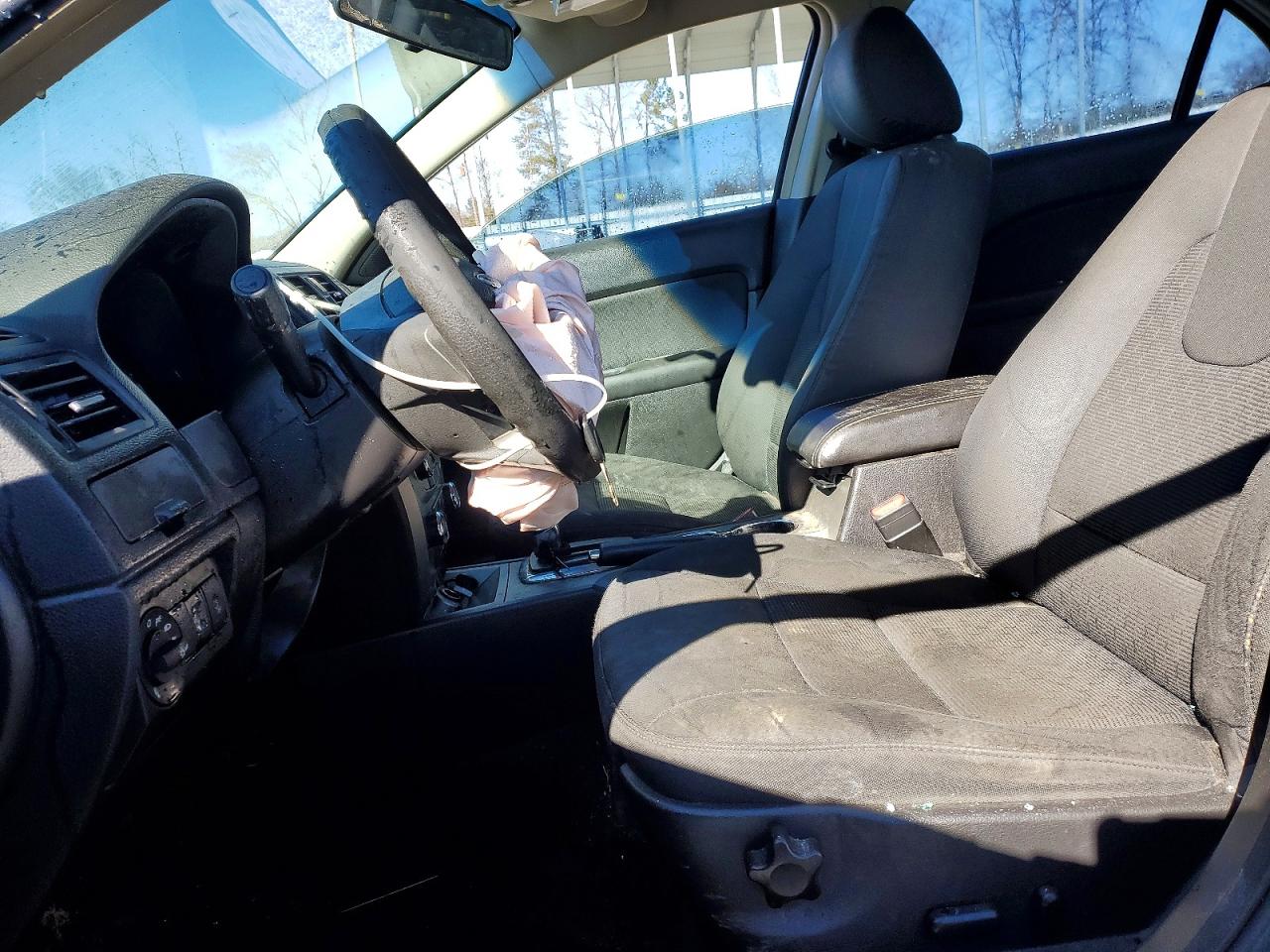 2012 FORD FUSION SE photo 19