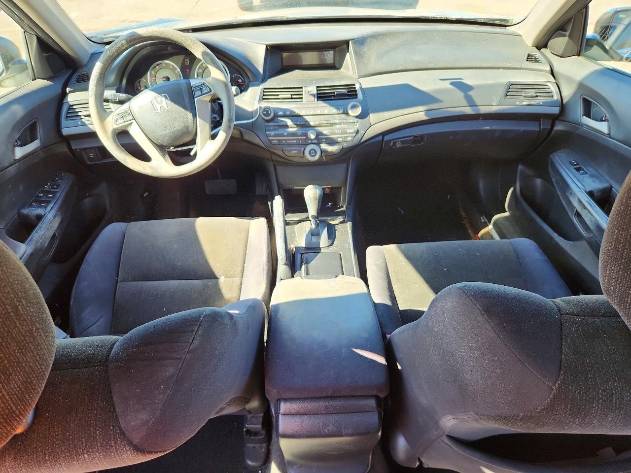 2009 HONDA ACCORD LXP photo 29