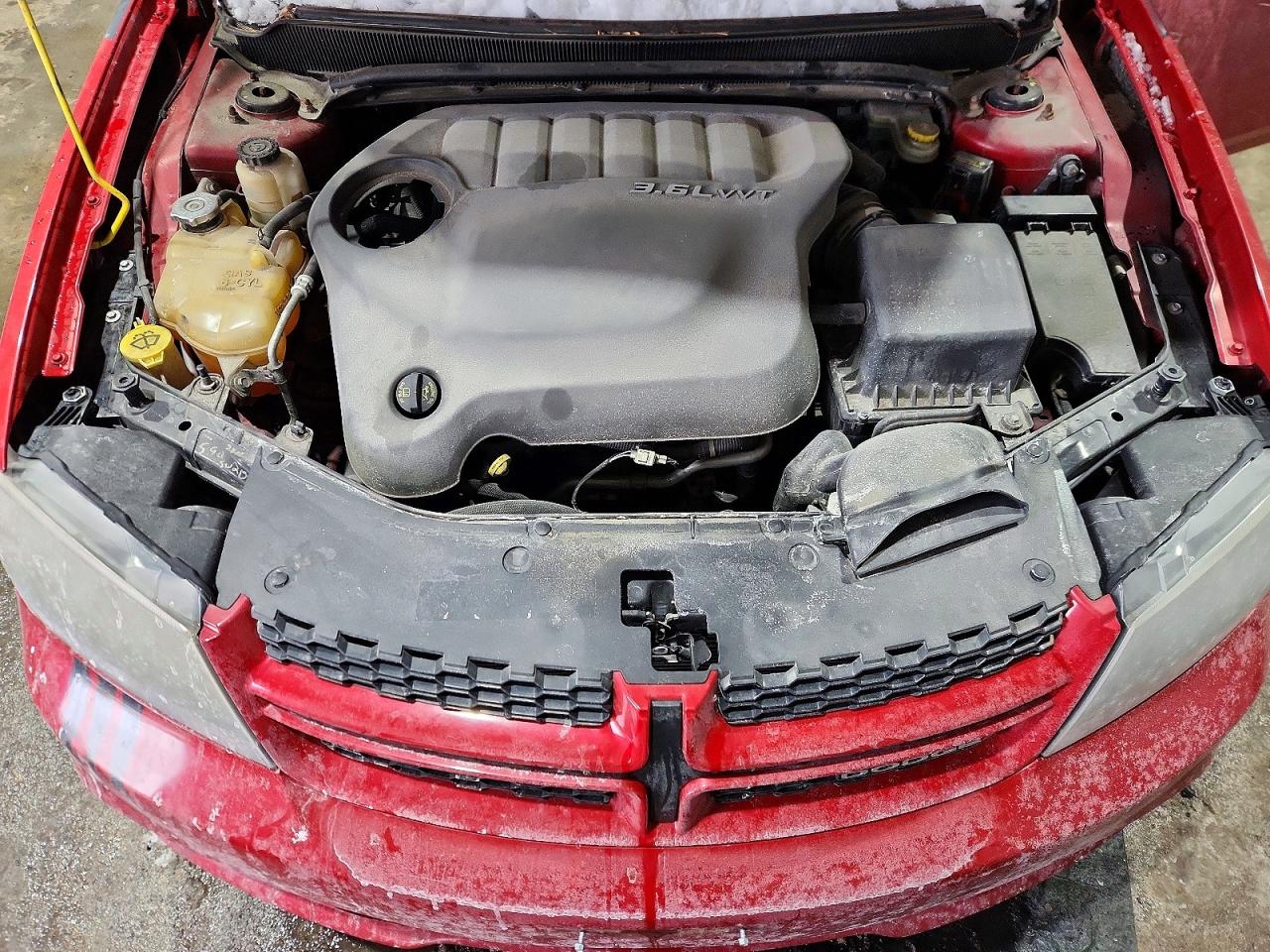 2013 DODGE AVENGER R photo 11