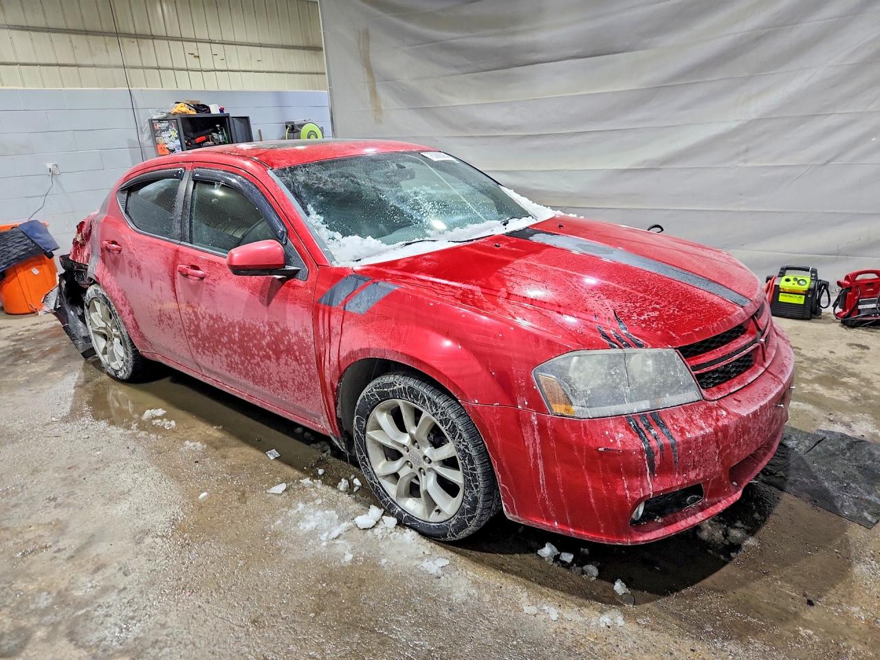 2013 DODGE AVENGER R photo 4