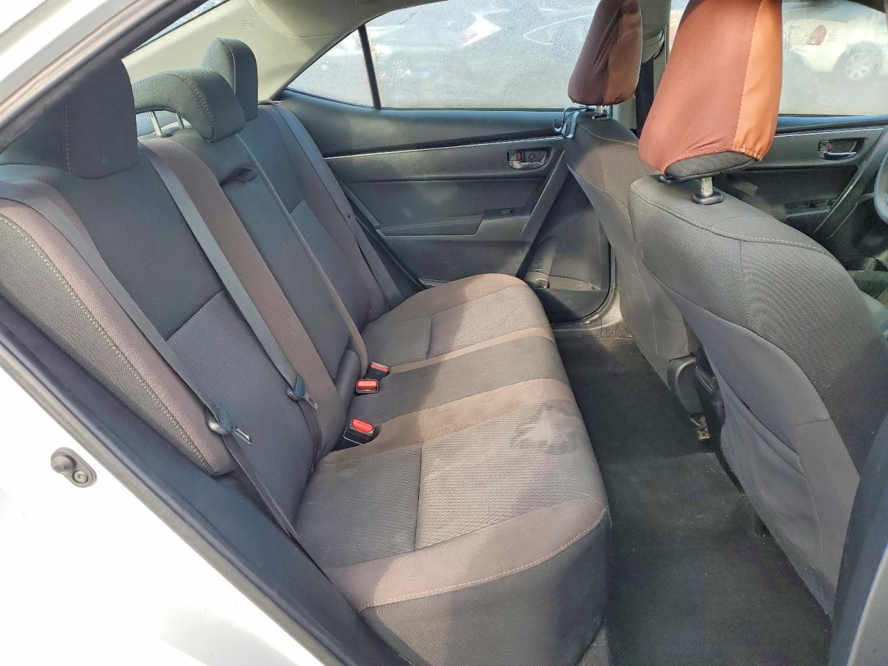 2019 TOYOTA COROLLA photo 19
