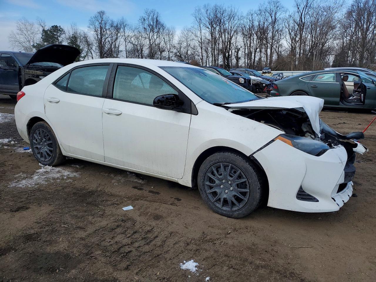 2019 TOYOTA COROLLA photo 7