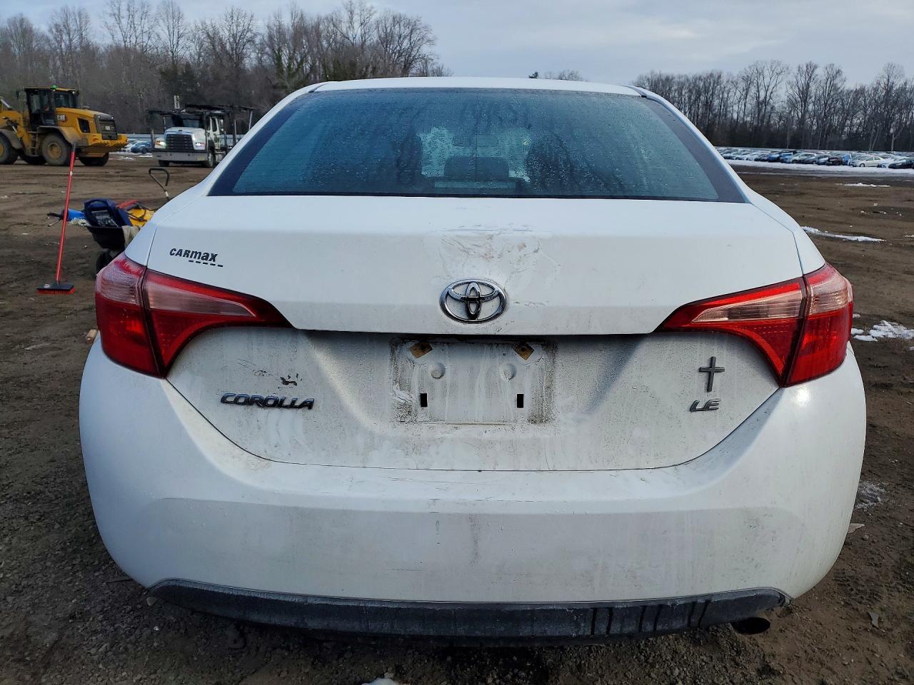 2019 TOYOTA COROLLA photo 11
